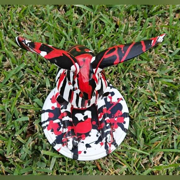 Custom Artwork Rabbit Sculpture - Picture 10 of 13